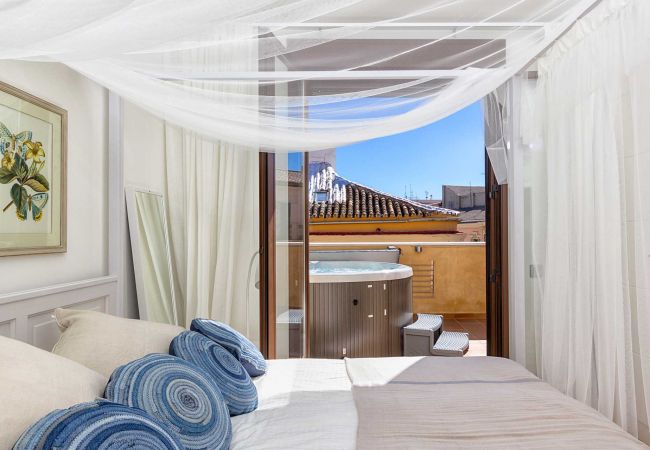 Apartment in Málaga - Kim - Holiday Penthouse Malaga City Apartment in Málaga - Kim - Holiday Penthouse Malaga City