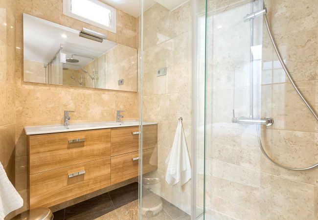 Apartment in Málaga - Kim - Holiday Penthouse Malaga City Apartment in Málaga - Kim - Holiday Penthouse Malaga City