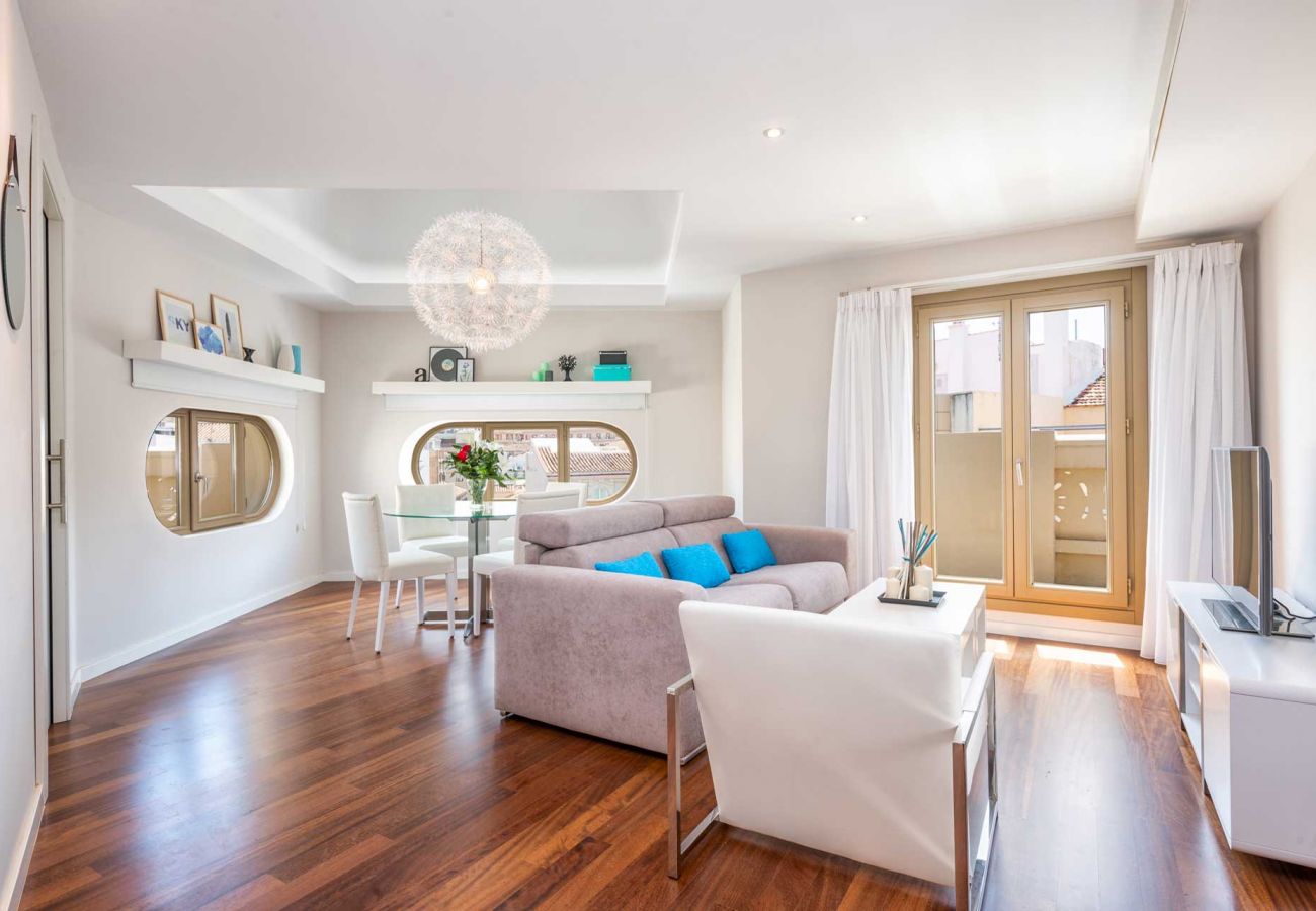 Apartment in Málaga - Felix Saenz - Holiday Penthouse Malaga City Apartment in Málaga - Felix Saenz - Holiday Penthouse Malaga City