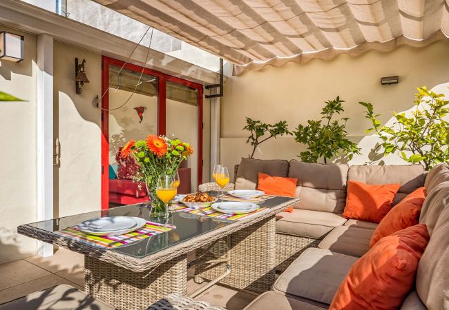 Apartment in Málaga - Emma - Holiday Penthouse Malaga City Apartment in Málaga - Emma - Holiday Penthouse Malaga City