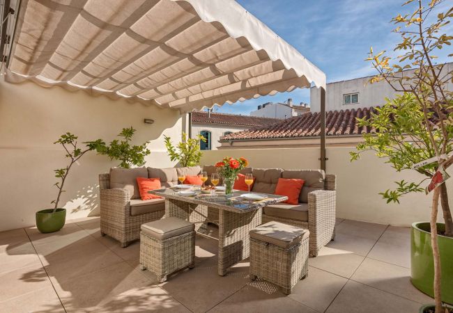 Apartment in Málaga - Emma - Holiday Penthouse Malaga City Apartment in Málaga - Emma - Holiday Penthouse Malaga City