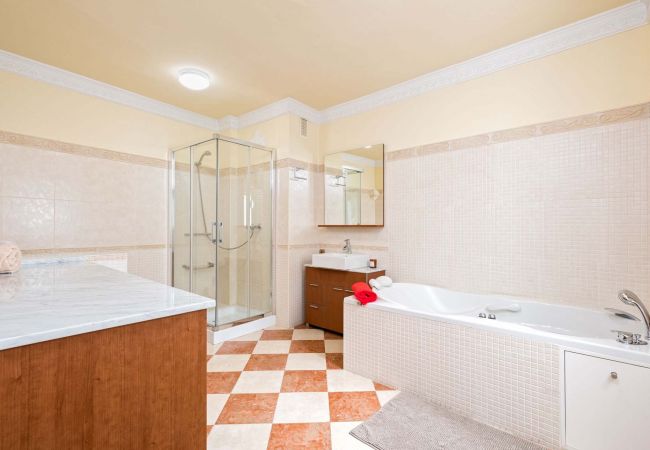 Apartment in Málaga - Emma - Holiday Penthouse Malaga City Apartment in Málaga - Emma - Holiday Penthouse Malaga City