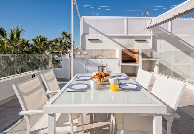 Apartment in Málaga - Miguel - Holiday townhouse in Pedregalejo Apartment in Málaga - Miguel - Holiday townhouse in Pedregalejo
