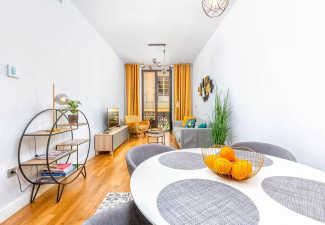 in Málaga - Camas - Holiday apartment Malaga City