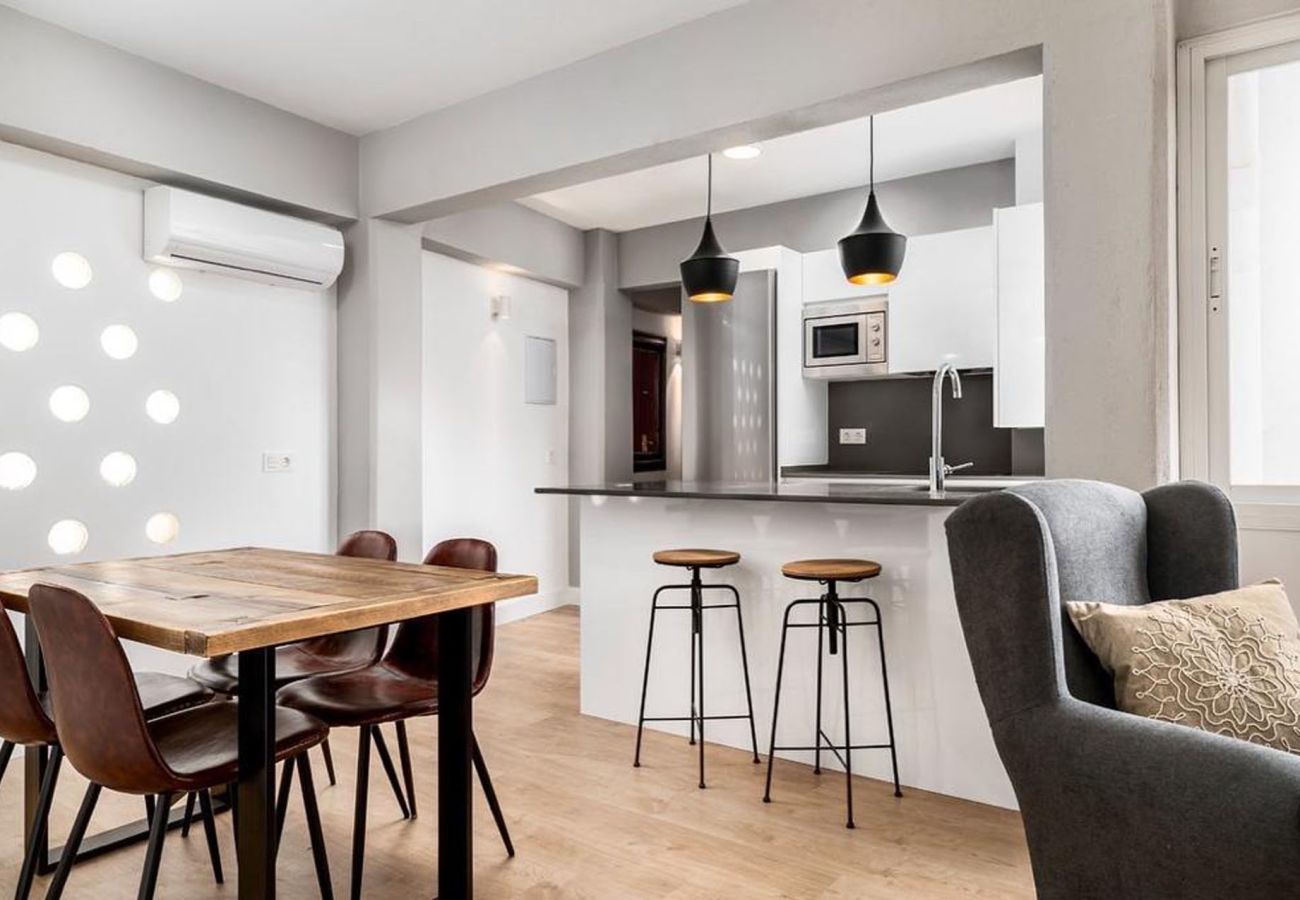 Apartment in Málaga - Cisneros - Holiday apartment Malaga City